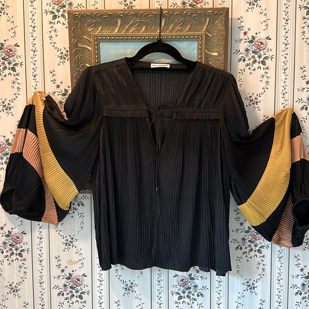 ULLA JOHNSON ‘Freja’ Pleated Poet Blouse